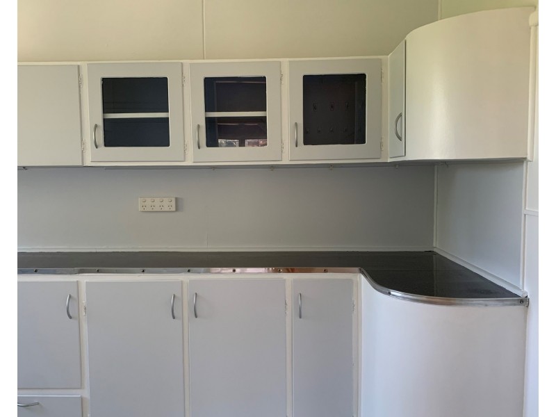 15 Robertson Street, Coniston NSW 2500