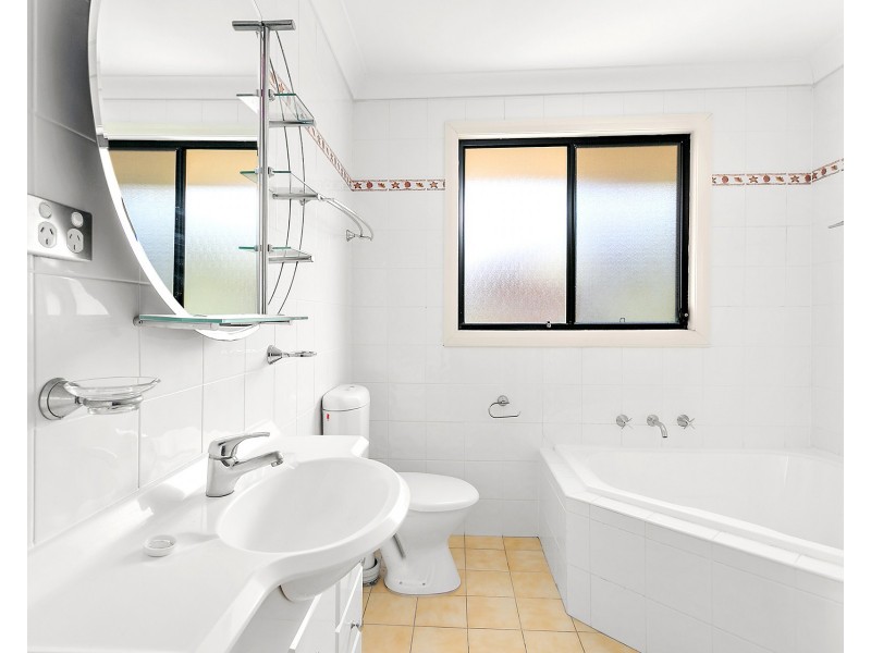 7/15 Campbell Street, Wollongong NSW 2500