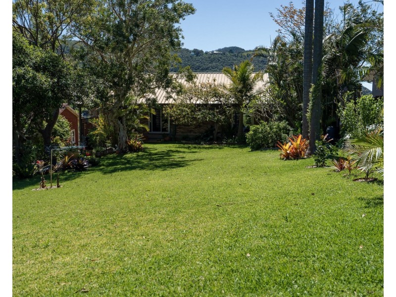48a Lower Coast Road, Stanwell Park NSW 2508