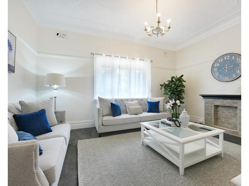 419 Lawrence Hargrave Drive, Thirroul NSW 2515