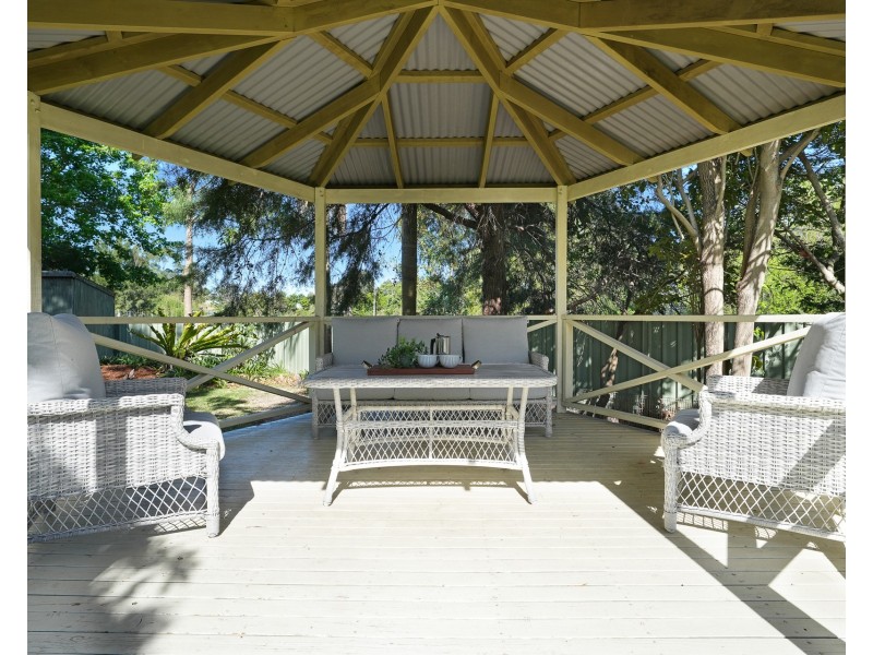 419 Lawrence Hargrave Drive, Thirroul NSW 2515