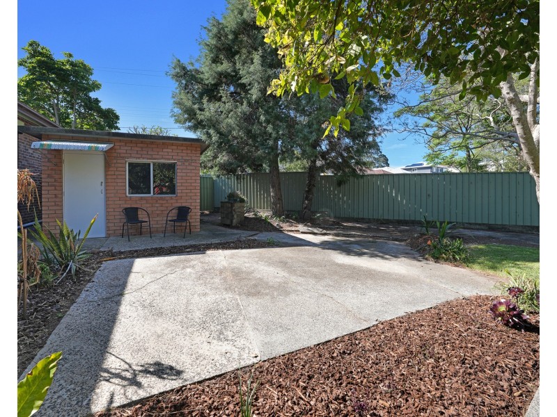 419 Lawrence Hargrave Drive, Thirroul NSW 2515
