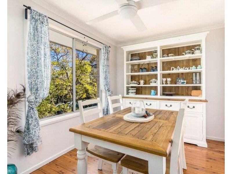 25 Parkes Street, Helensburgh NSW 2508