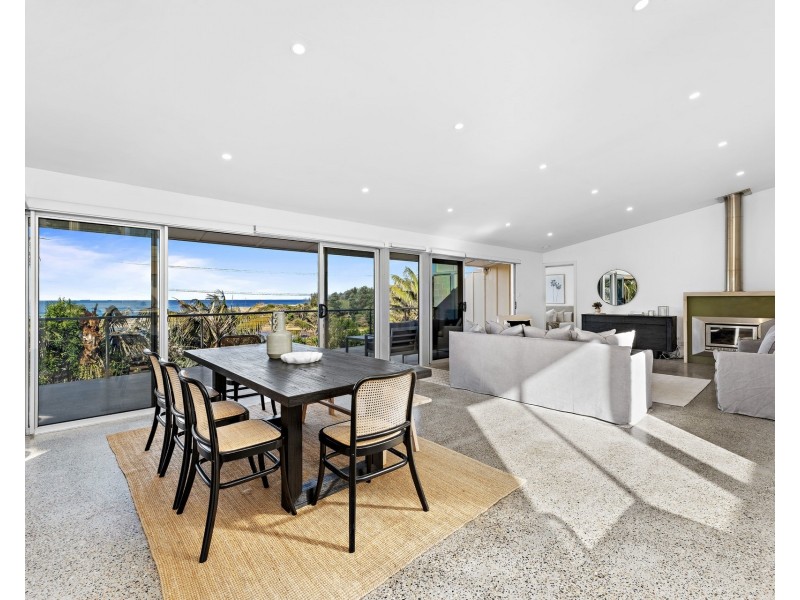 20 Seaview Crescent, Stanwell Park NSW 2508