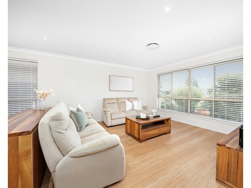 11 Sandy Bay Ave, Haywards Bay NSW 2530