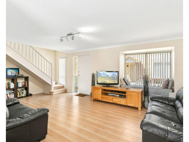 2/19-21 Kingston Street, Oak Flats NSW 2529