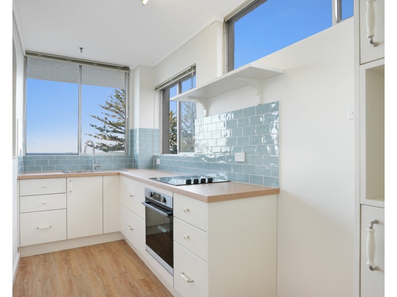 9/28 Cliff Road, Wollongong NSW 2500