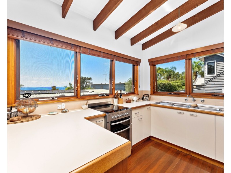 1 Broadridge Street, Wombarra NSW 2515