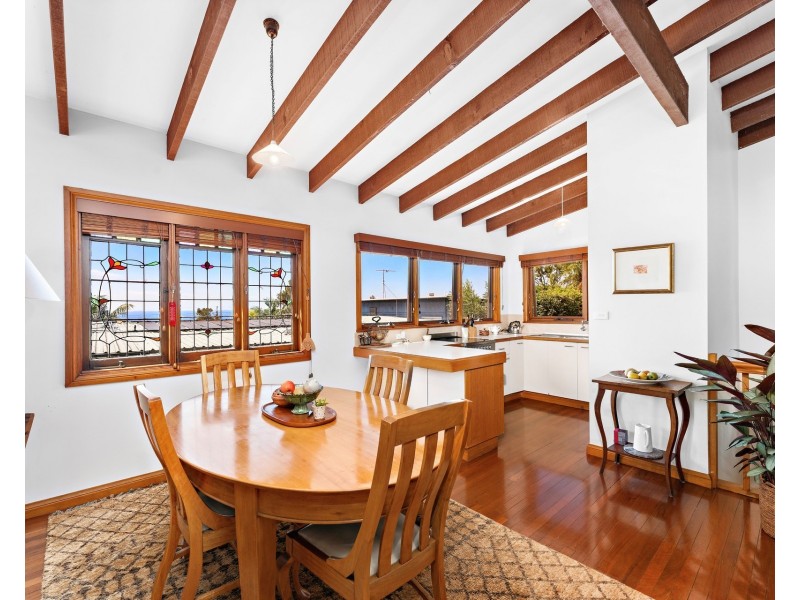 1 Broadridge Street, Wombarra NSW 2515