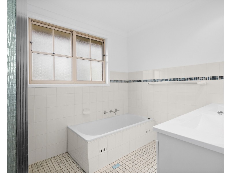 6/28 Balmoral Street, Balgownie NSW 2519