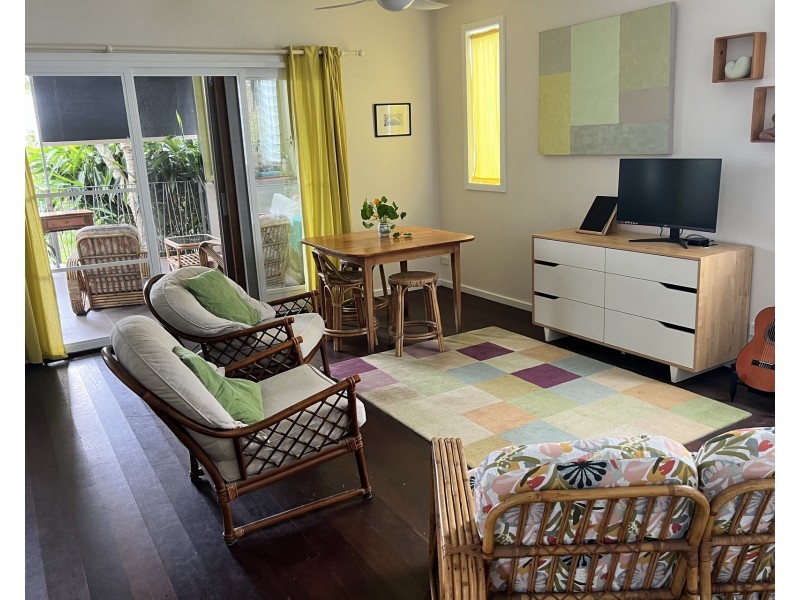 8 Somerville Street, Bulli NSW 2516