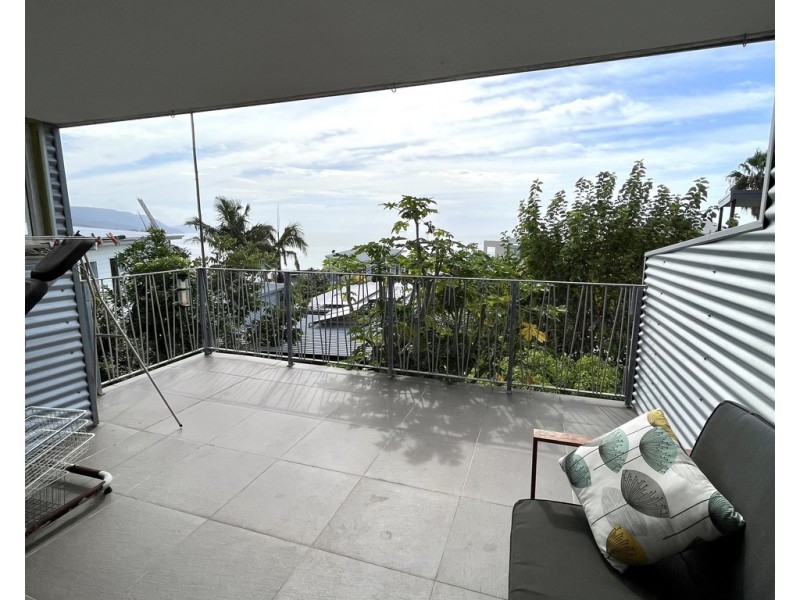 8 Somerville Street, Bulli NSW 2516