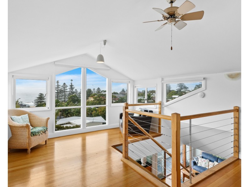 15 The Grove, Austinmer NSW 2515