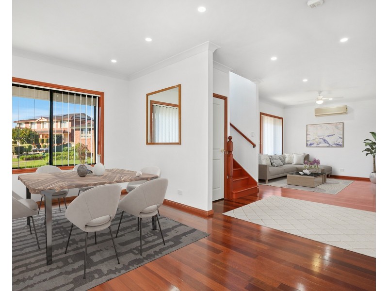 1/10 Arkell Drive, Figtree NSW 2525