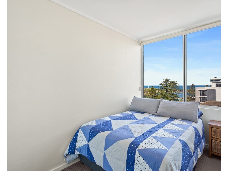 18/28 Cliff Road, Wollongong NSW 2500