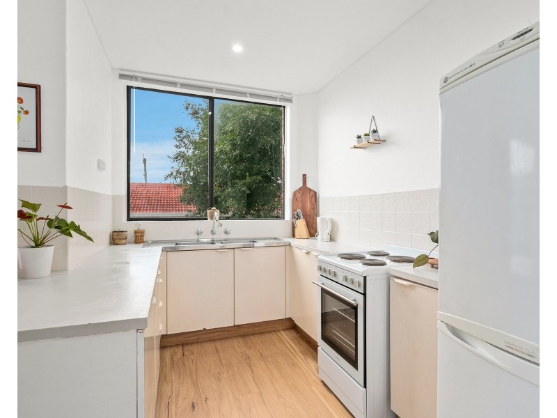 1/6-8 Elliotts Road, Fairy Meadow NSW 2519