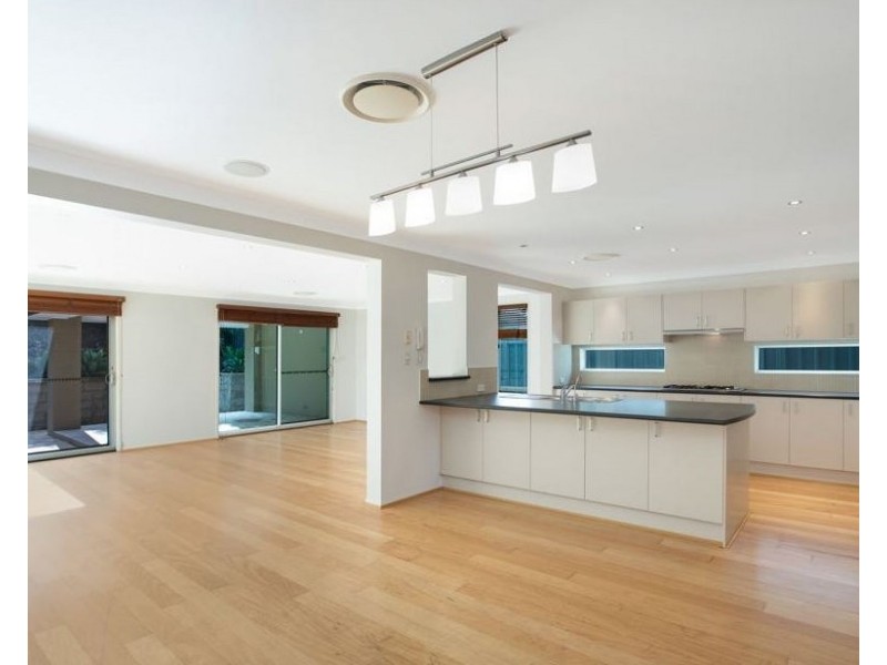 6 Gerongar Crescent, Haywards Bay NSW 2530