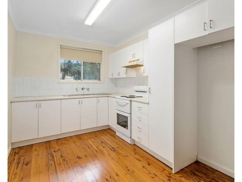 2/4 Ziems Avenue, Towradgi NSW 2518