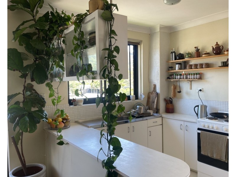 6/223-225 Lawrence Hargrave Drive, Thirroul NSW 2515