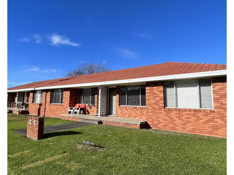 1/13 McCauley Street, Thirroul NSW 2515
