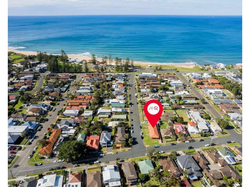 1/13 McCauley Street, Thirroul NSW 2515