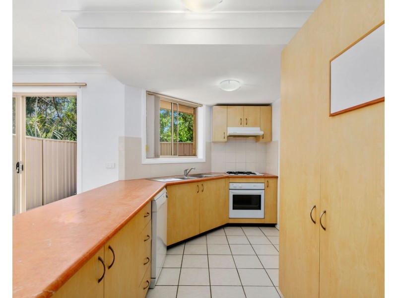 4/13 Henley Road, Thirroul NSW 2515