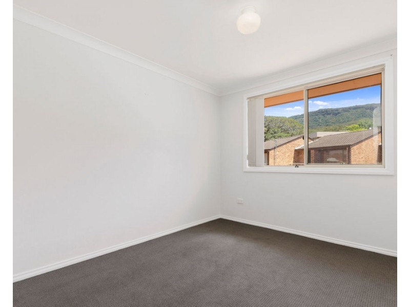 4/13 Henley Road, Thirroul NSW 2515