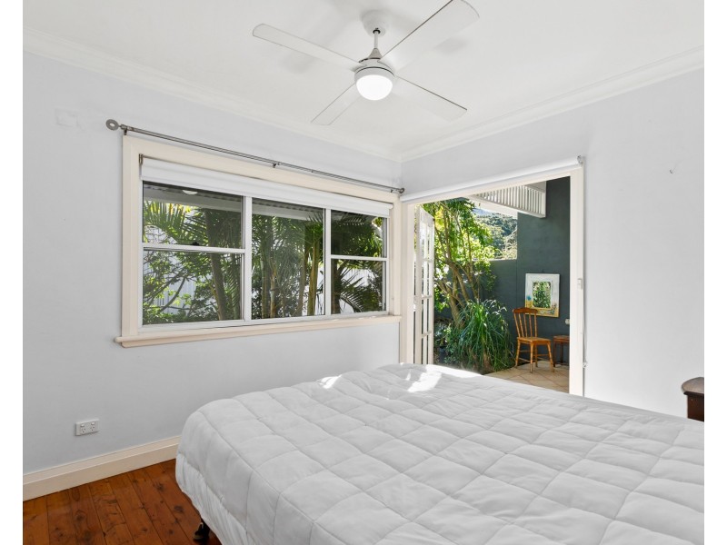 2/15 The Grove, Austinmer NSW 2515