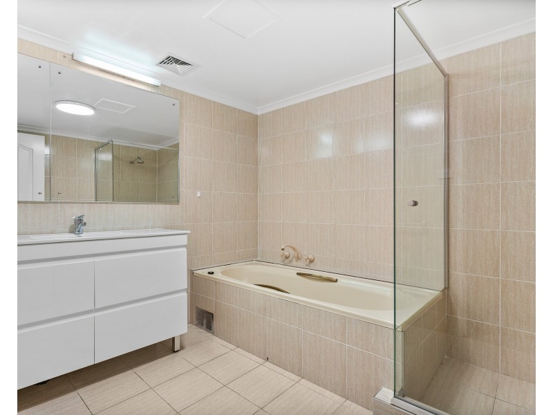 17/8-12 Smith Street, Wollongong NSW 2500