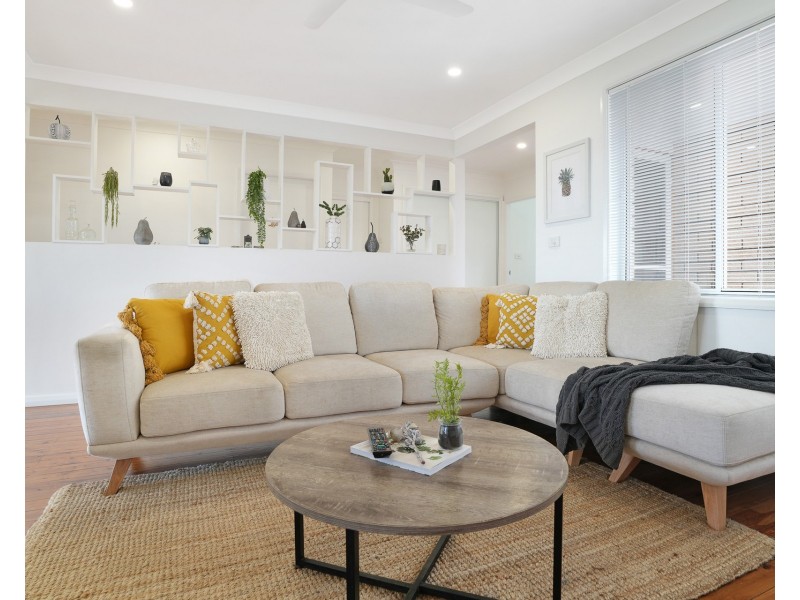 323 Farmborough Road, Farmborough Heights NSW 2526