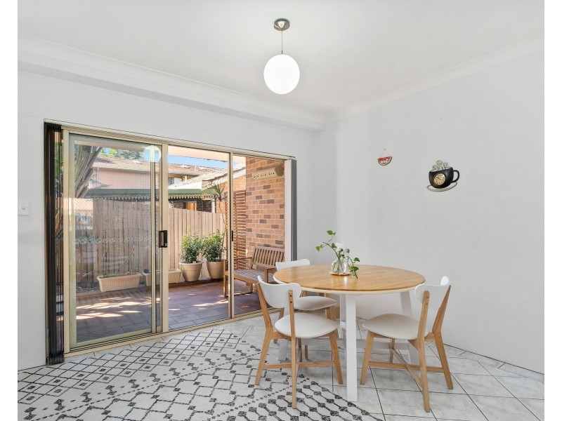 2/18 Campbell Street, Wollongong NSW 2500