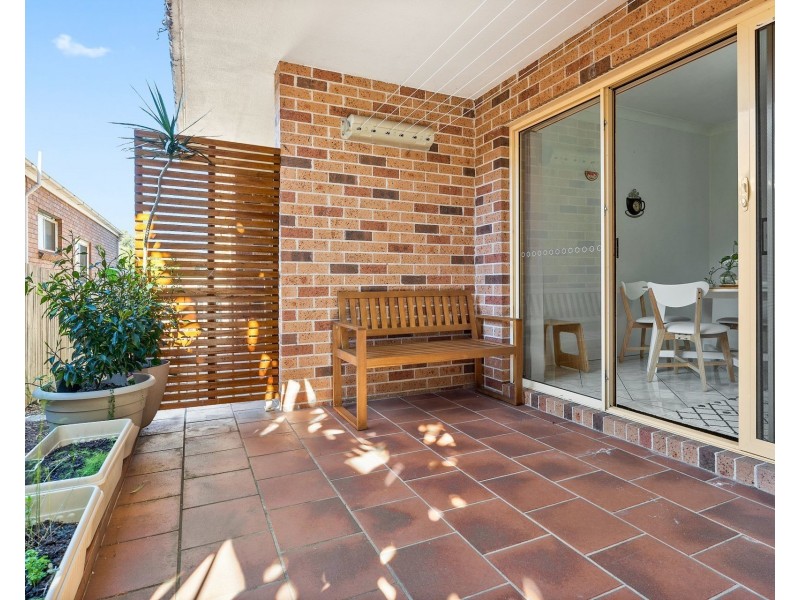 2/18 Campbell Street, Wollongong NSW 2500