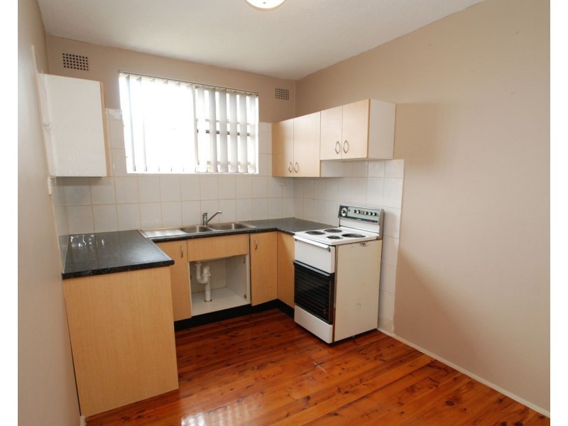 3/5 Buena Vista Avenue, Lake Heights NSW 2502