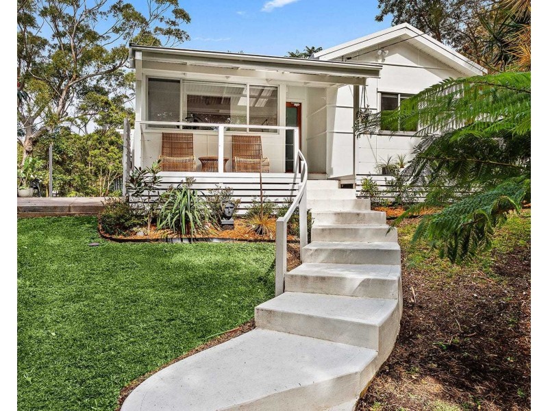 6 Fifth Street, Scarborough NSW 2515