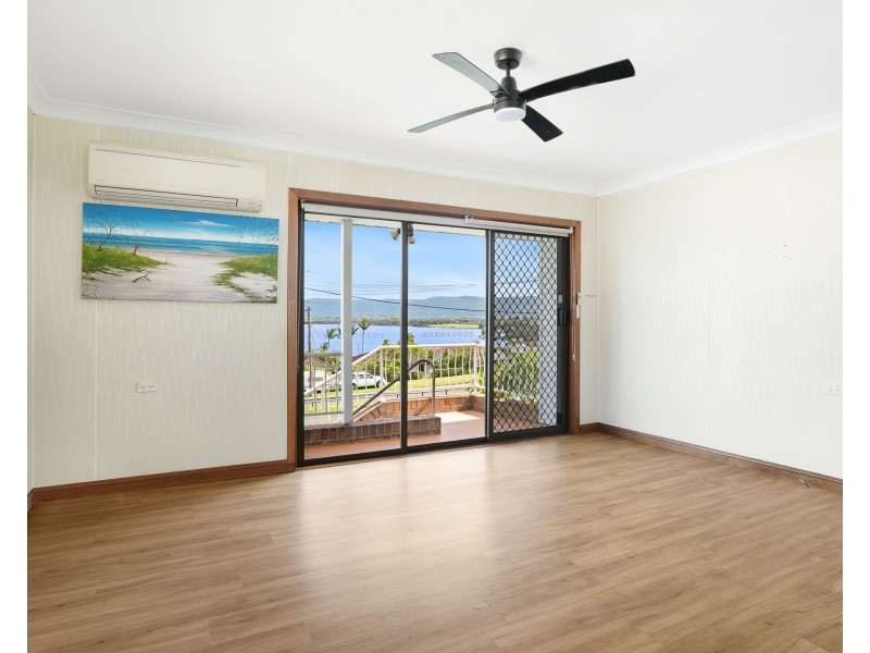 404 Northcliffe Drive, Berkeley NSW 2506