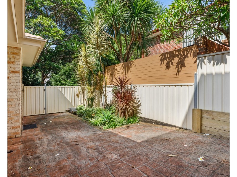 1/14 George Street, Thirroul NSW 2515