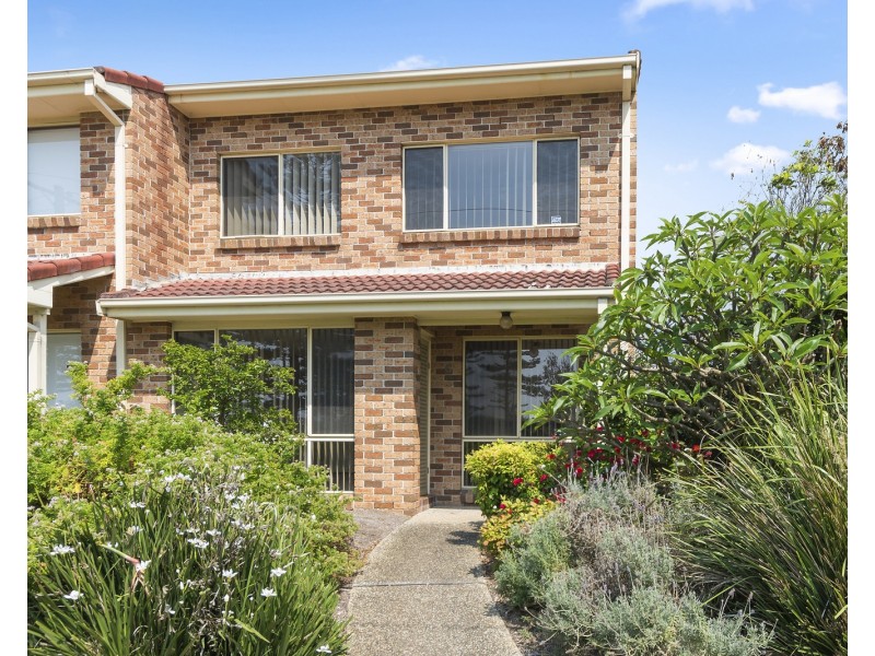 6/1-3 Bath Street, Thirroul NSW 2515