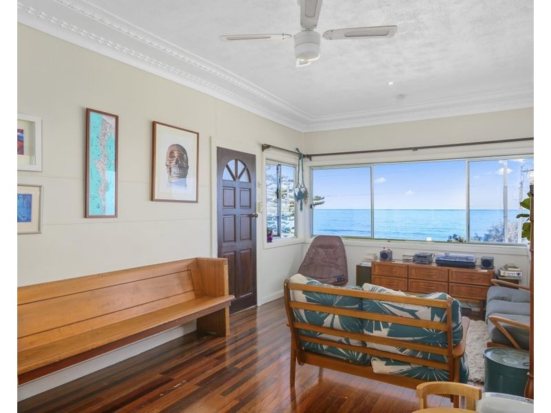 14 Lawrence Hargrave Drive, Austinmer NSW 2515