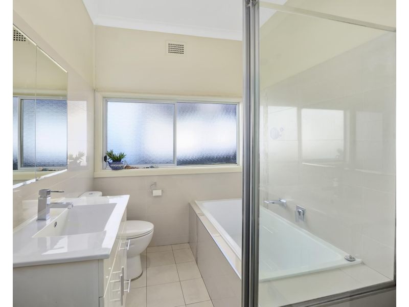 14 Lawrence Hargrave Drive, Austinmer NSW 2515