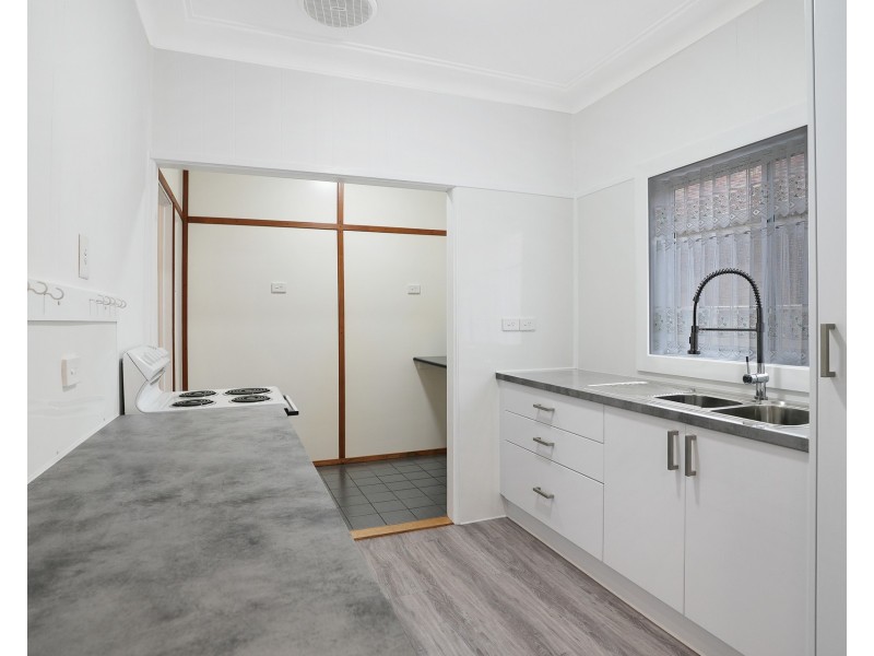 26 Cawley Street, Bellambi NSW 2518