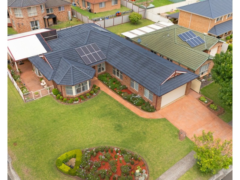 8 Kerang Court, Horsley NSW 2530