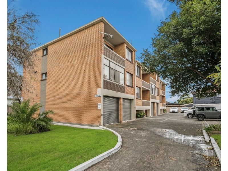 1/6-8 Elliotts Road, Fairy Meadow NSW 2519