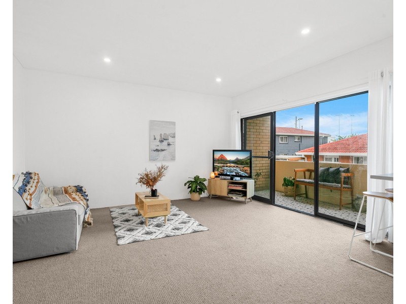 1/6-8 Elliotts Road, Fairy Meadow NSW 2519