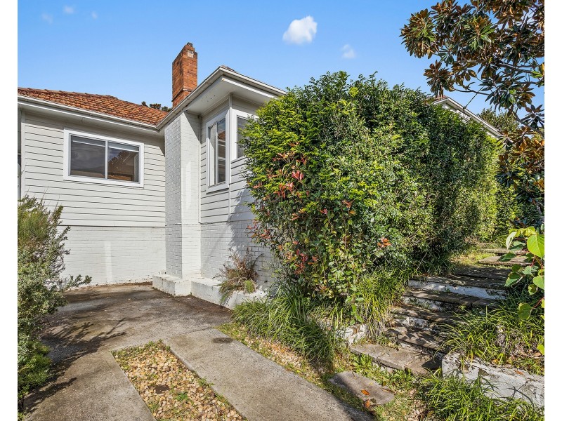 25 Mount Gilead Road, Thirroul NSW 2515