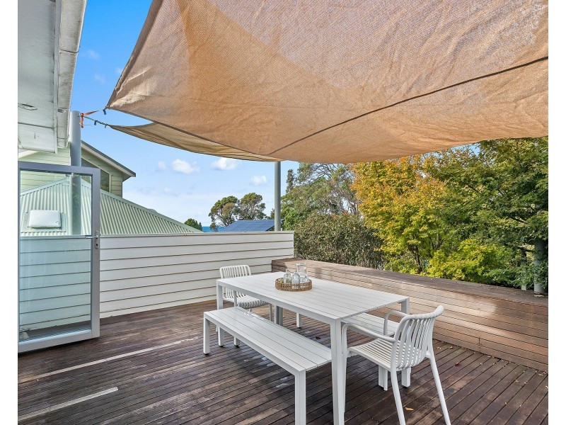 25 Mount Gilead Road, Thirroul NSW 2515