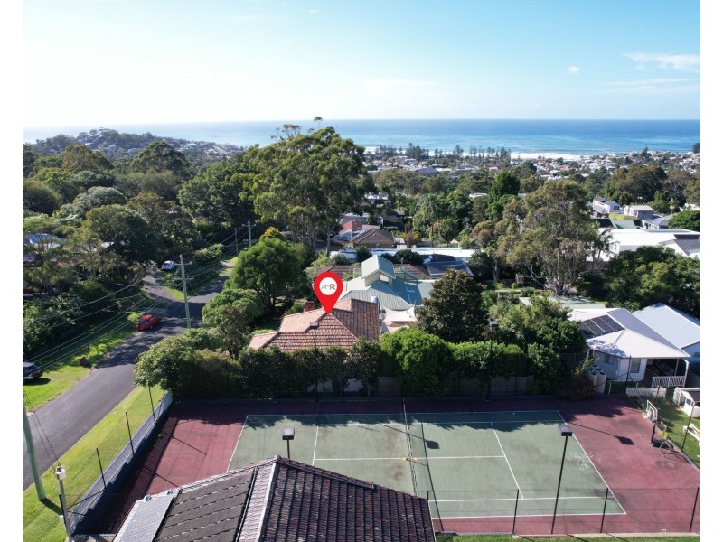 25 Mount Gilead Road, Thirroul NSW 2515