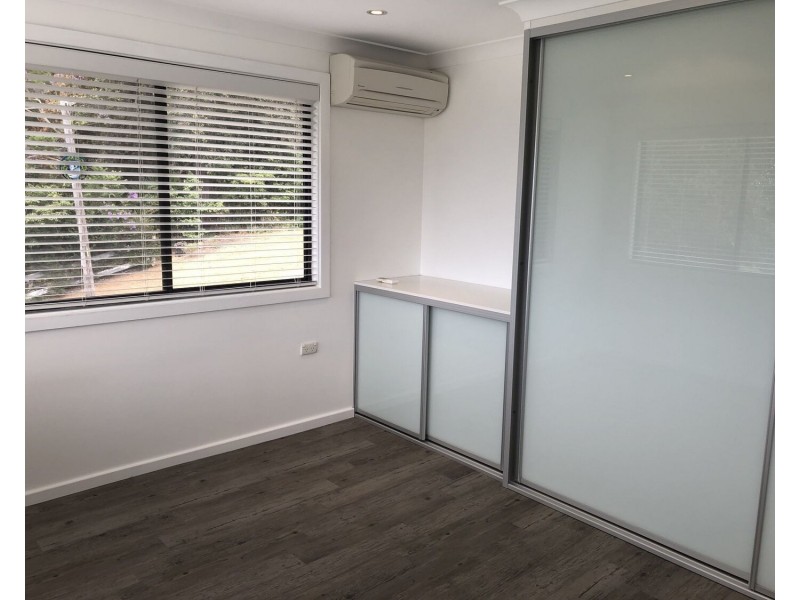 2A Robinsville Crescent, Thirroul NSW 2515