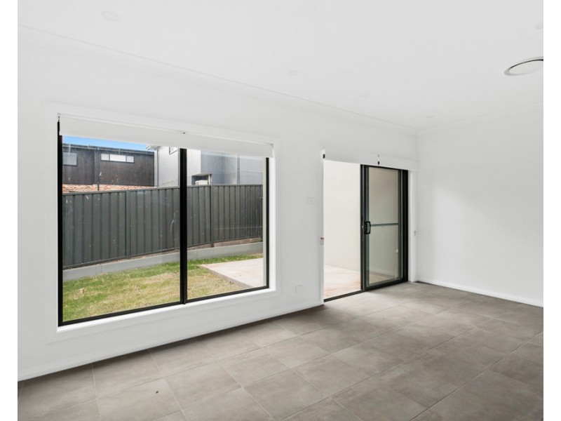 5/53 Raleigh Street, Albion Park NSW 2527