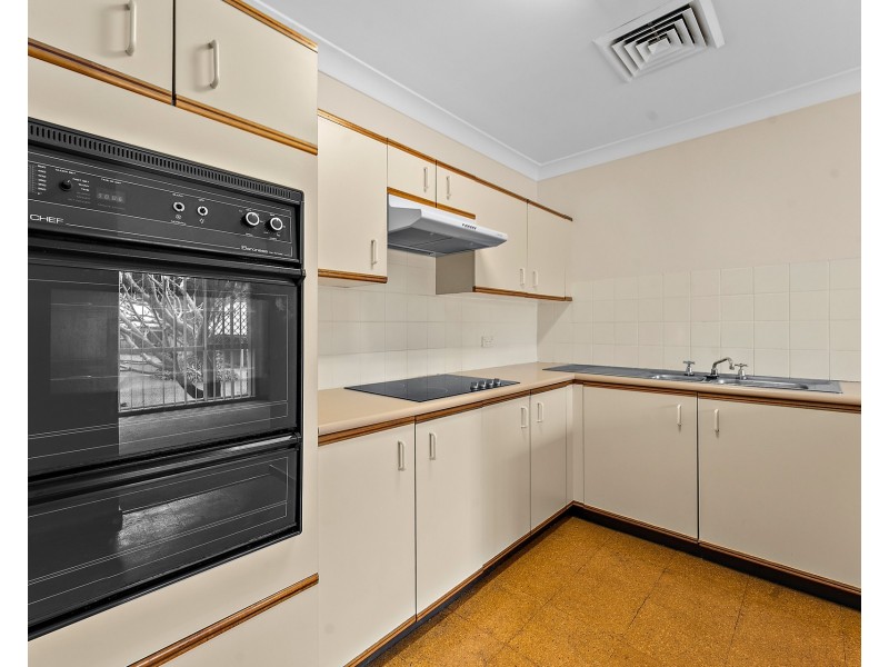 18/4 Fisher Street, West Wollongong NSW 2500