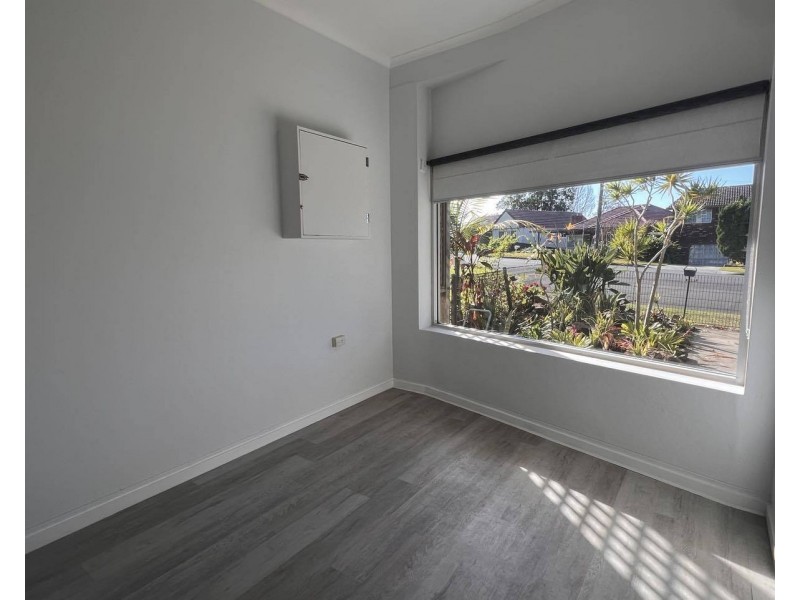 6 Yellagong Street, West Wollongong NSW 2500